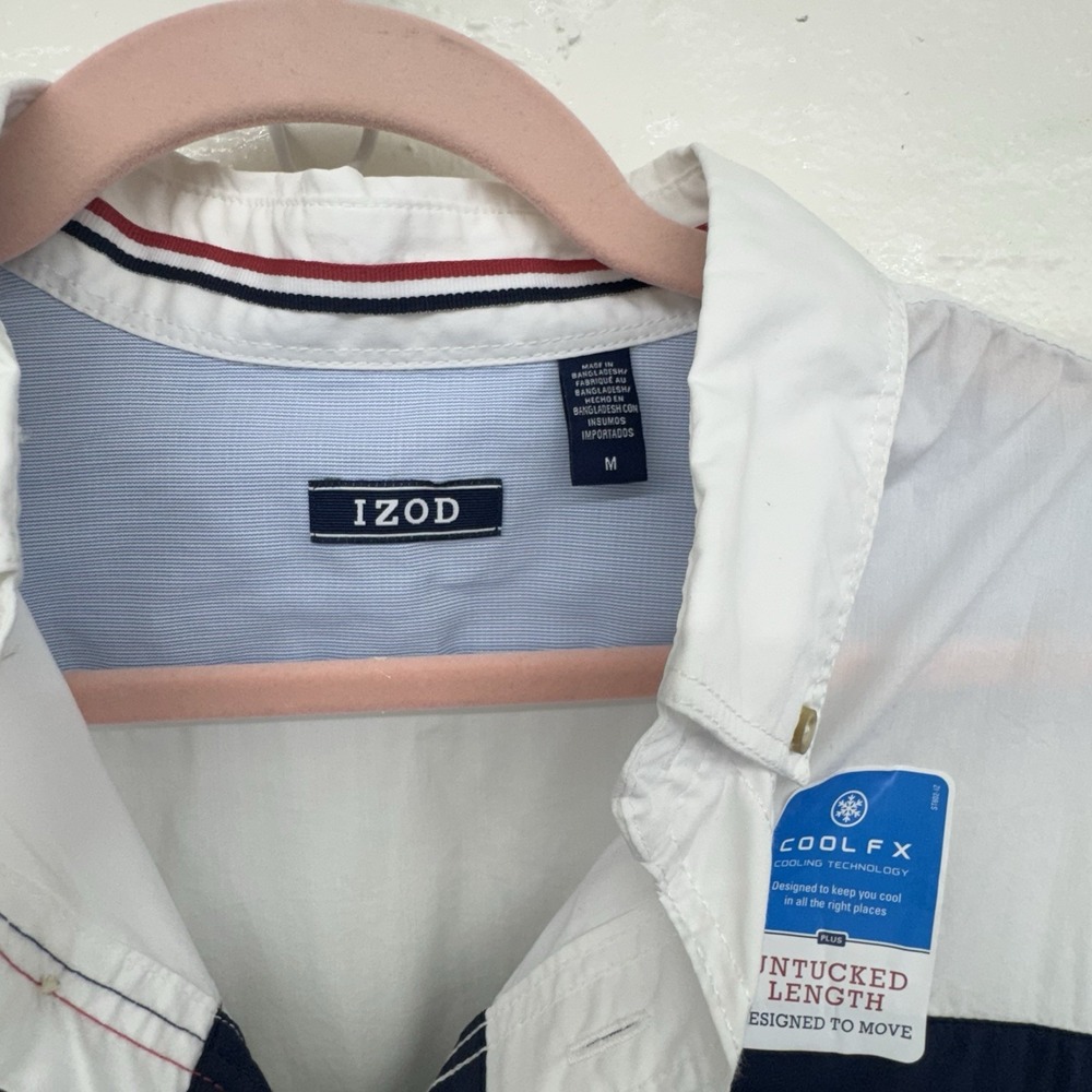 Izod Mens Medium NWT White Shirt Navy Block Button Up Short Sleeve Nautical - Picture 3 of 9